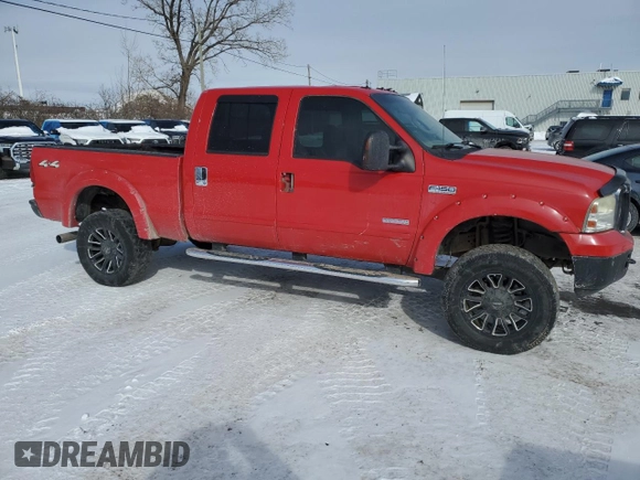 2006 Ford F-350 XL z VIN 1FTWW31PX6ED25708, wystawiony jako Copart lot #45972105 z przebiegiem 253 961 mil mil oraz Szkoda całkowita • Salvage title. Historia ofert i sprzedaży dostępna na DreamBid. Obrazek 4.