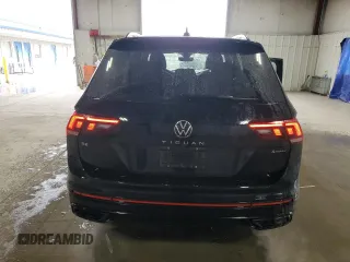 2022 Volkswagen Tiguan SE R-Line Black with VIN 3VV8B7AX6NM168877, listed as a Copart auction lot 47400525 with 21,601 mi miles and Salvage Title. Bid and sale history available at DreamBid. Image 6.