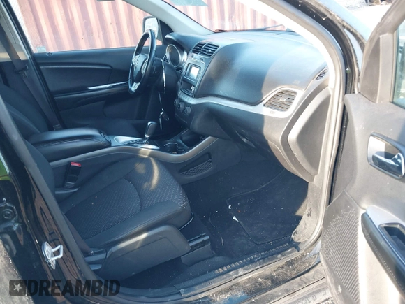 2019 Dodge Journey SE with VIN 3C4PDCBB0KT784186, listed as a IAAI auction lot 41679143 with 113,609 mi miles and . Bid and sale history available at DreamBid. Image 5.