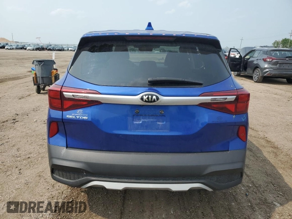 2021 Kia Seltos LX with VIN KNDEPCAA6M7176235, listed as a Copart auction lot 60314545 with 30,819 mi miles and Salvage title. Bid and sale history available at DreamBid. Image 6.