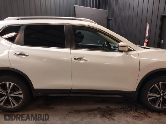 2019 Nissan Rogue SL with VIN 5N1AT2MV1KC827435, listed as a IAAI auction lot 41480759 with 55,842 mi miles. Bid and sale history available at carsss.com. Image 13.