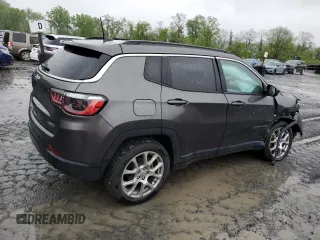 2022 Jeep Compass Latitude Lux with VIN 3C4NJDFB7NT181210, listed as a Copart auction lot 56171175 with 42,794 mi miles and Salvage title. Bid and sale history available at DreamBid. Image 3.