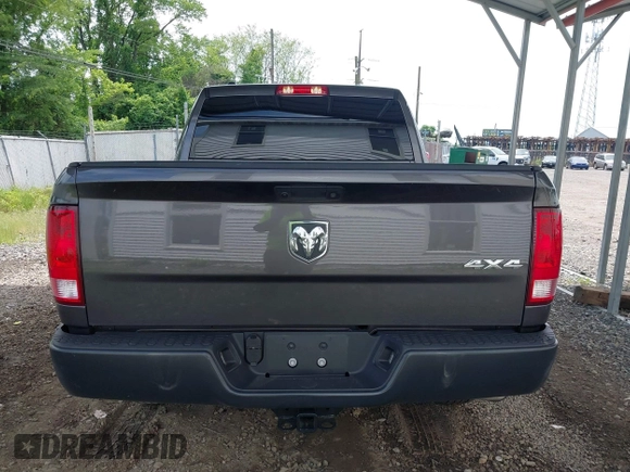 2024 Ram 1500 SSV z VIN 1C6RR7XT9RS185440, wystawiony jako IAAI lot #42286125 z przebiegiem 18 169 mil mil oraz . Historia ofert i sprzedaży dostępna na DreamBid. Obrazek 17.