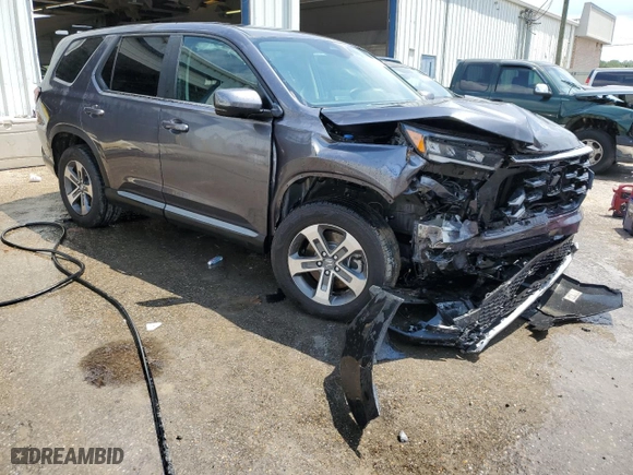 2024 Honda Pilot EX-L 8 Passenger with VIN 5FNYG2H40RB000225, listed as a Copart auction lot 65441274 with 0 mi miles and Salvage Title. Bid and sale history available at carsss.com. Image 4.