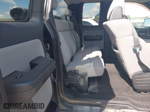 2005 Ford F-150 XLT with VIN 1FTPX14515FA20140, listed as a IAAI auction lot 42373875 with 151,520 mi miles and . Bid and sale history available at DreamBid. Image 8.