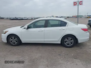 2012 Honda Accord LX Premium z VIN 1HGCP2F48CA194792, wystawiony jako IAAI lot #41918510 z przebiegiem 111 213 mil mil oraz . Historia ofert i sprzedaży dostępna na DreamBid. Obrazek 14.