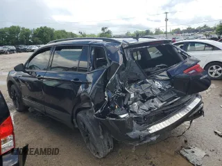 2021 Volkswagen Tiguan SE z VIN 3VV2B7AX5MM101739, wystawiony jako Copart lot #61442715 z przebiegiem 81 523 mil mil oraz Szkoda całkowita • Salvage title. Historia ofert i sprzedaży dostępna na DreamBid. Obrazek 2.