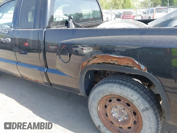 2008 Dodge Dakota с VIN 1D7HW32K88S592237, выставлен на аукционе IAAI как лот 42279584 с пробегом 110 610 миль миль и . История ставок и продаж доступна на DreamBid. Изображение 17.
