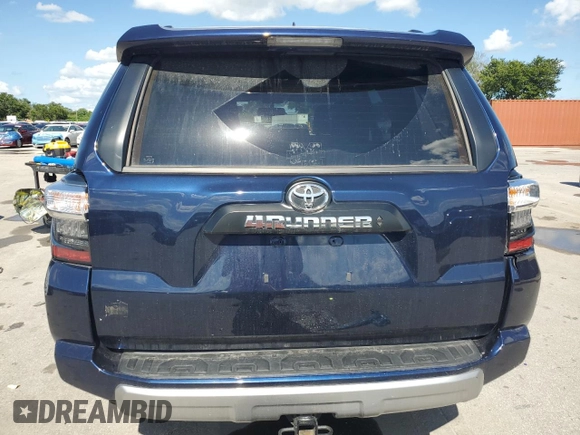2024 Toyota 4Runner TRD Off Road z VIN JTERU5JR9R6252468, wystawiony jako Copart lot #62238625 z przebiegiem 13 778 mil mil oraz Szkoda całkowita • Salvage title. Historia ofert i sprzedaży dostępna na DreamBid. Obrazek 6.