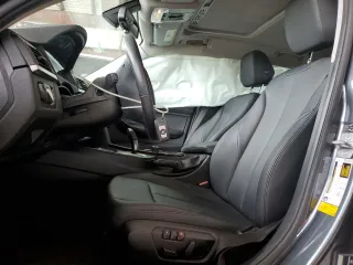2015 BMW 3 Series 328i z VIN WBA3A5G55FNS84372, wystawiony jako Copart lot #58989335 z przebiegiem 41 789 mil mil oraz Szkoda całkowita • Salvage title. Historia ofert i sprzedaży dostępna na DreamBid. Obrazek 7.