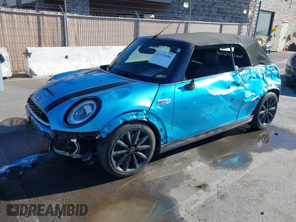2019 MINI Convertible Cooper S with VIN WMWWG9C50K3J31011, listed as a IAAI auction lot 41332186 with 82,105 mi miles. Bid and sale history available at carsss.com. Image 2.