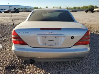 1998 Mercedes-Benz SLK-Class with VIN WDBKK47F5WF073700, listed as a Copart auction lot 66996724 with 131,182 mi miles and Salvage Title. Bid and sale history available at carsss.com. Image 6.
