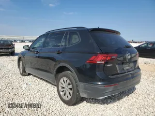 2020 Volkswagen Tiguan S z VIN 3VV1B7AX6LM103686, wystawiony jako Copart lot #47294995 z przebiegiem 66 966 mil mil oraz Szkoda całkowita • Salvage title. Historia ofert i sprzedaży dostępna na DreamBid. Obrazek 2.