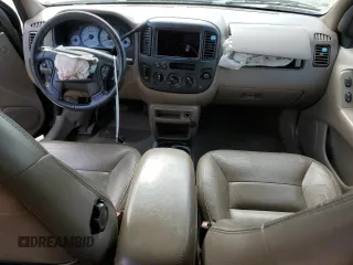2001 Ford Escape XLT with VIN 1FMCU04181KF62444, listed as a Copart auction lot 55272615 with 265,129 mi miles and Salvage title. Bid and sale history available at DreamBid. Image 8.