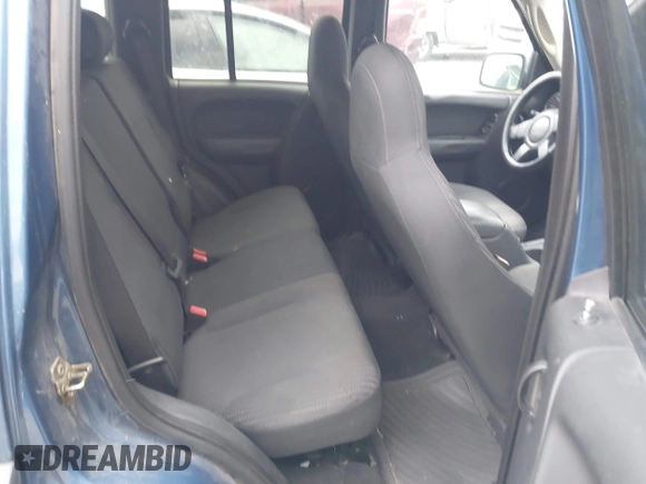 2004 Jeep Liberty Sport with VIN 1J4GK48K84W147282, listed as a IAAI auction lot 41888043 with 211,043 mi miles and . Bid and sale history available at DreamBid. Image 8.