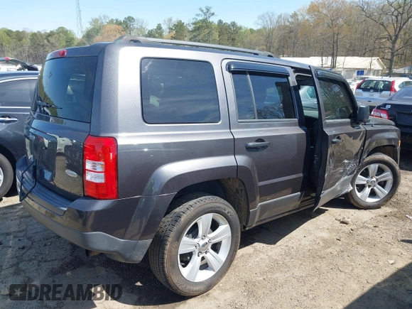 2017 Jeep Patriot Latitude with VIN 1C4NJPFB5HD183761, listed as a IAAI auction lot 41882945 with 136,001 mi miles and . Bid and sale history available at DreamBid. Image 4.