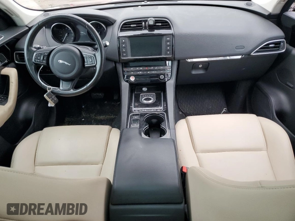 2017 Jaguar F-Pace 35t Premium with VIN SADCJ2BV0HA068470, listed as a Copart auction lot 79122384 with 43,017 mi miles and Salvage title. Bid and sale history available at DreamBid. Image 8.