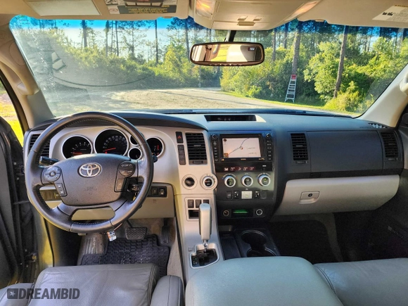 2008 Toyota Sequoia Ltd with VIN 5TDBY68A18S006609, listed as a Copart auction lot 53398545 with 267,720 mi miles and Clean Title. Bid and sale history available at carsss.com. Image 9.