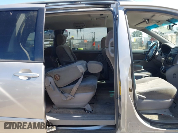 2006 Toyota Sienna CE with VIN 5TDZA23CX6S585116, listed as a IAAI auction lot 42024528 with 244,067 mi miles. Bid and sale history available at carsss.com. Image 8.