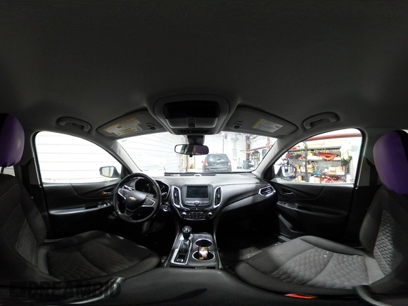 2020 Chevrolet Equinox LT with VIN 2GNAXUEV0L6128219, listed as a IAAI auction lot 41205372 with 106,611 mi miles. Bid and sale history available at carsss.com. Image 20.