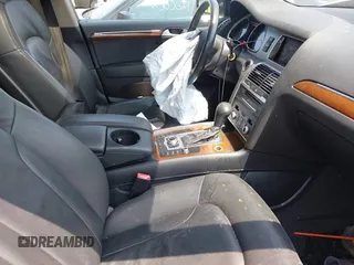 2010 Audi Q7 Premium Plus with VIN WA1LYAFE1AD002875, listed as a IAAI auction lot 42438514 with 124,548 mi miles and . Bid and sale history available at DreamBid. Image 5.