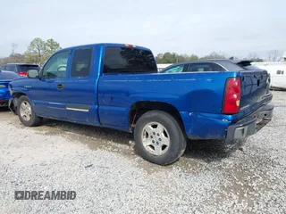 2003 Chevrolet Silverado 1500 with VIN 2GCEC19T731186984, listed as a IAAI auction lot 41521313 with 288,433 mi miles. Bid and sale history available at carsss.com. Image 3.