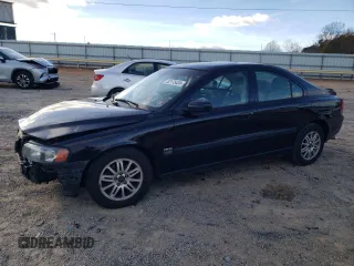 2004 Volvo S60 with VIN YV1RS61T742339081, listed as a Copart auction lot 82175424 with 142,821 mi miles and Clean Title. Bid and sale history available at carsss.com. Image 1.