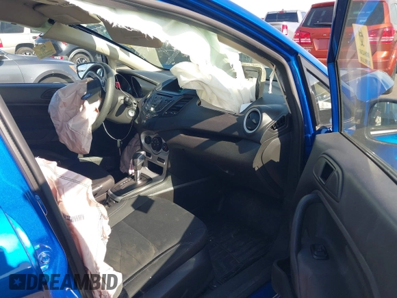 2018 Ford Fiesta SE with VIN 3FADP4EJ7JM110795, listed as a IAAI auction lot 42076739 with 1 mi miles. Bid and sale history available at carsss.com. Image 5.