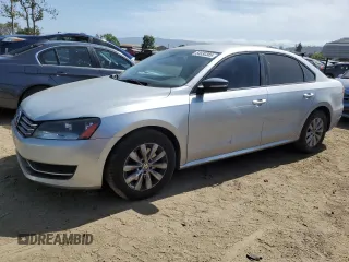 2012 Volkswagen Passat S с VIN 1VWAP7A39CC018594, выставлен на аукционе Copart как лот 54530385 с пробегом 232 311 миль миль и Списание • Salvage title. История ставок и продаж доступна на DreamBid. Изображение 1.