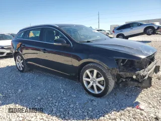 2017 Volvo V60 Premier with VIN YV140MEK8H1371796, listed as a Copart auction lot 80654044 with 85,572 mi miles and Salvage Title. Bid and sale history available at carsss.com. Image 4.