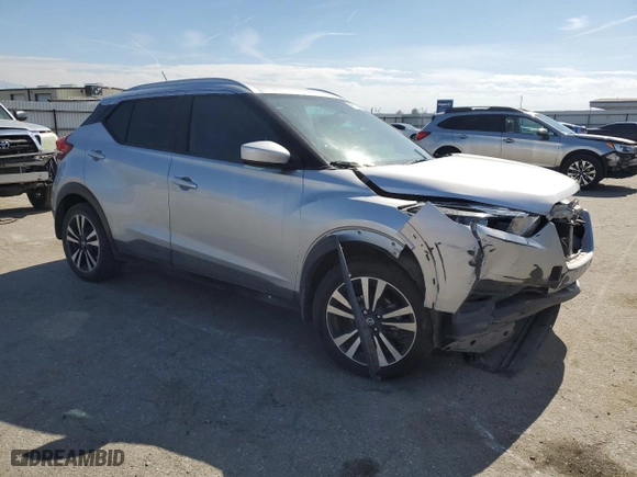 2018 Nissan Kicks SR with VIN 3N1CP5CU1JL510840, listed as a Copart auction lot 45712825 with 92,265 mi miles and Salvage Title. Bid and sale history available at carsss.com. Image 4.
