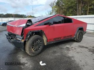 2024 Tesla Cybertruck Cyberbeast z VIN 7G2CEHEE6RA021073, wystawiony jako Copart lot #79212184 z przebiegiem 7890 mil mil oraz Szkody całkowita. Historia ofert i sprzedaży dostępna na DreamBid. Obrazek 1.