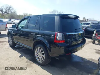 2012 Land Rover LR2 HSE z VIN SALFT2BN8CH304150, wystawiony jako IAAI lot #41875910 z przebiegiem 107 108 mil mil oraz . Historia ofert i sprzedaży dostępna na DreamBid. Obrazek 3.