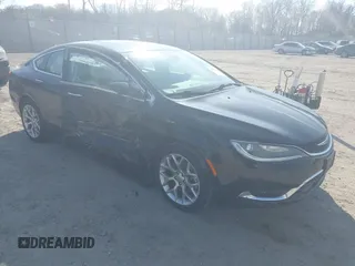 2015 Chrysler 200 C z VIN 1C3CCCEG0FN553629, wystawiony jako IAAI lot #41994143 z przebiegiem 75 774 mil mil oraz . Historia ofert i sprzedaży dostępna na DreamBid. Obrazek 1.