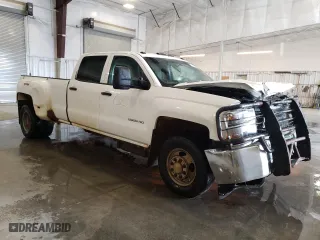 2015 Chevrolet Silverado 3500HD Work Truck with VIN 1GC4KYC80FF113447, listed as a Copart auction lot 76720004 with 174,663 mi miles and Clean Title. Bid and sale history available at carsss.com. Image 4.