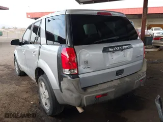 2004 Saturn VUE V6 with VIN 5GZCZ63424S842142, listed as a IAAI auction lot 41562303 with 178,745 mi miles. Bid and sale history available at carsss.com. Image 3.
