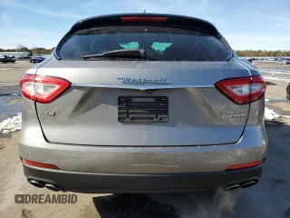 2018 Maserati Levante with VIN ZN661XUA7JX301391, listed as a Copart auction lot 42688684 with 57,679 mi miles. Bid and sale history available at carsss.com. Image 6.