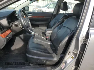 2010 Subaru Legacy Limited z VIN 4S3BMBJ62A3236631, wystawiony jako Copart lot #54870955 z przebiegiem 185 247 mil mil oraz Szkoda całkowita • Salvage title. Historia ofert i sprzedaży dostępna na DreamBid. Obrazek 7.