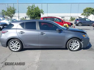 2014 Lexus CT 200h с VIN JTHKD5BH7E2207072, выставлен на аукционе IAAI как лот 42385156 с пробегом 151 551 миль миль и . История ставок и продаж доступна на DreamBid. Изображение 13.