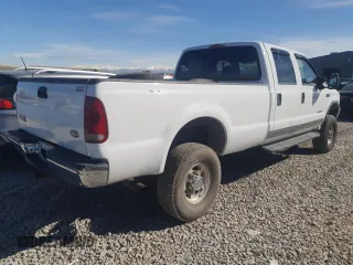 2000 Ford F-350 XL with VIN 3FTSW31F7YMA47515, listed as a Copart auction lot 50176615 with 455,551 mi miles and Clean Title. Bid and sale history available at DreamBid. Image 3.