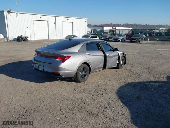 2023 Hyundai Elantra SEL with VIN KMHLM4AG9PU566192, listed as a IAAI auction lot 41763506 with 17,813 mi miles. Bid and sale history available at carsss.com. Image 4.
