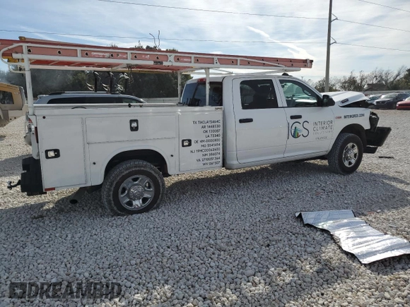 2022 Ram 3500 Tradesman with VIN 3C7WR3GJXNG226570, listed as a Copart auction lot 81580414 with 93,282 mi miles and Salvage Title. Bid and sale history available at carsss.com. Image 3.