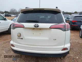 2017 Toyota RAV4 LE с VIN JTMZFREV9HJ142576, выставлен на аукционе IAAI как лот 41612358 с пробегом 75 608 миль миль и . История ставок и продаж доступна на DreamBid. Изображение 17.