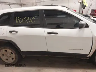 2017 Jeep Cherokee Sport z VIN 1C4PJMAB0HW651253, wystawiony jako IAAI lot #42010310 z przebiegiem 137 894 mil mil oraz . Historia ofert i sprzedaży dostępna na DreamBid. Obrazek 13.