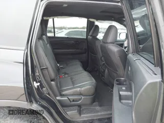 2023 Honda Passport TrailSport with VIN 5FNYF8H67PB006933, listed as a IAAI auction lot 41597859 with 34,145 mi miles and . Bid and sale history available at carsss.com. Image 8.