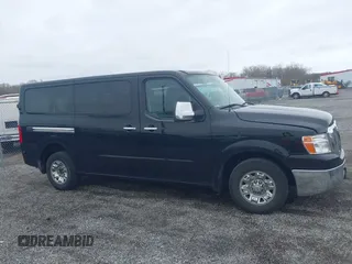 2016 Nissan NV S z VIN 5BZBF0AA8GN852818, wystawiony jako IAAI lot #41957159 z przebiegiem 120 601 mil mil oraz . Historia ofert i sprzedaży dostępna na DreamBid. Obrazek 13.