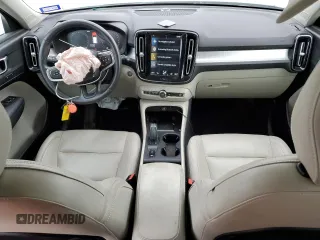 2019 Volvo XC40 Momentum z VIN YV4162XZ4K2009954, wystawiony jako Copart lot #50209365 z przebiegiem 60 140 mil mil oraz Szkoda całkowita • Salvage title. Historia ofert i sprzedaży dostępna na DreamBid. Obrazek 8.