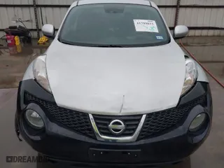 2013 Nissan Juke S with VIN JN8AF5MR5DT220090, listed as a IAAI auction lot 41799853 with 123,014 mi miles. Bid and sale history available at carsss.com. Image 6.