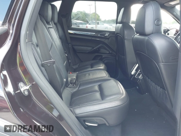 2015 Porsche Cayenne Diesel with VIN WP1AF2A26FLA44086, listed as a IAAI auction lot 42029799 with 124,723 mi miles and . Bid and sale history available at DreamBid. Image 8.