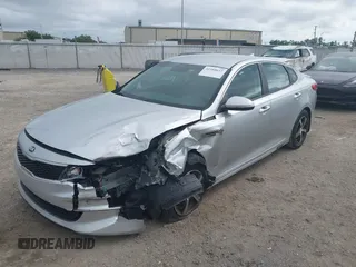 2018 Kia Optima LX with VIN 5XXGT4L35JG186427, listed as a IAAI auction lot 41988613 with 39,456 mi miles. Bid and sale history available at carsss.com. Image 2.